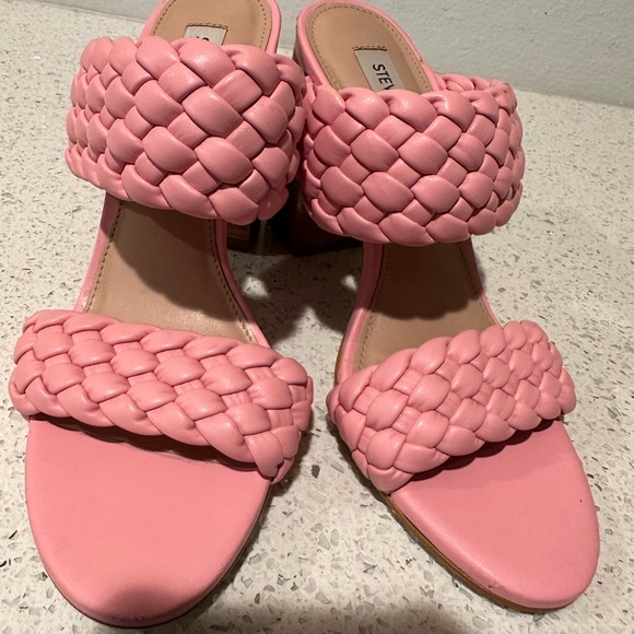 Steve Madden - Picture 3 of 13